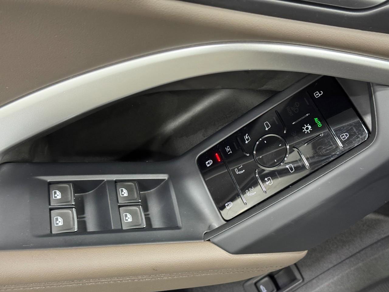 Certified 2025 Audi Q5 Premium w/ Convenience Package image 23