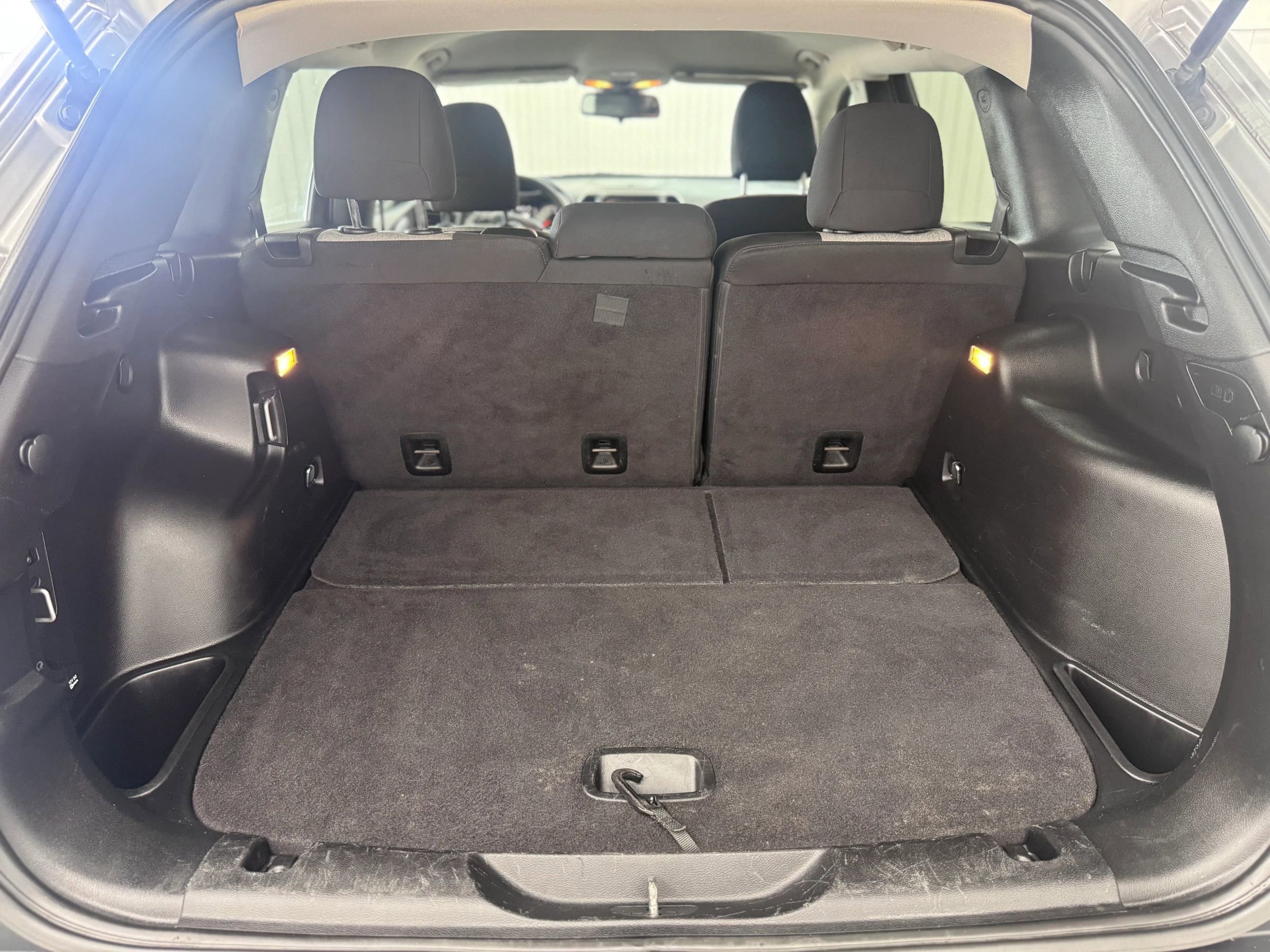 Used 2014 Jeep Cherokee Sport image 13