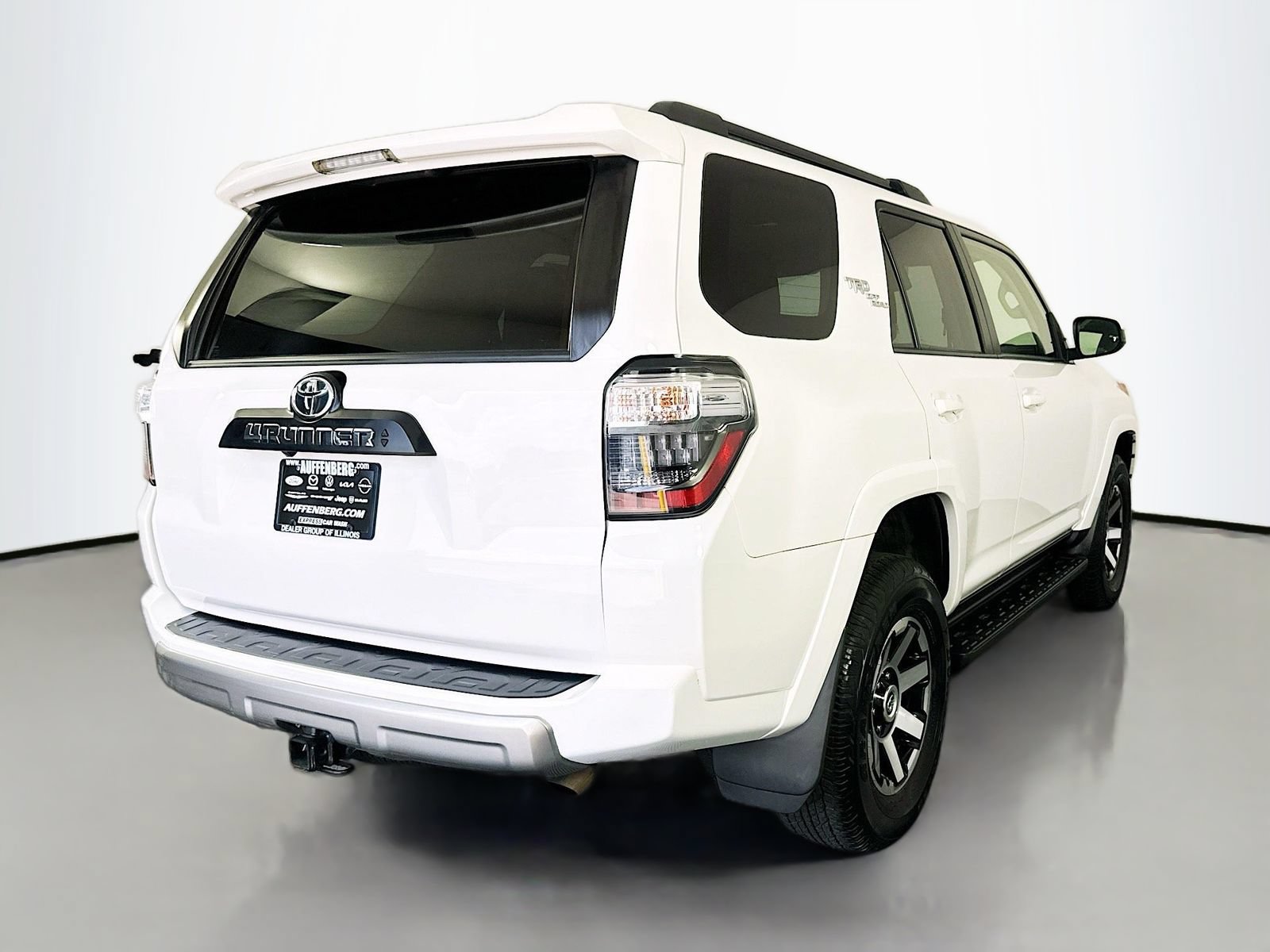 Used 2022 Toyota 4Runner TRD Off-Road AWD/4WD image 7