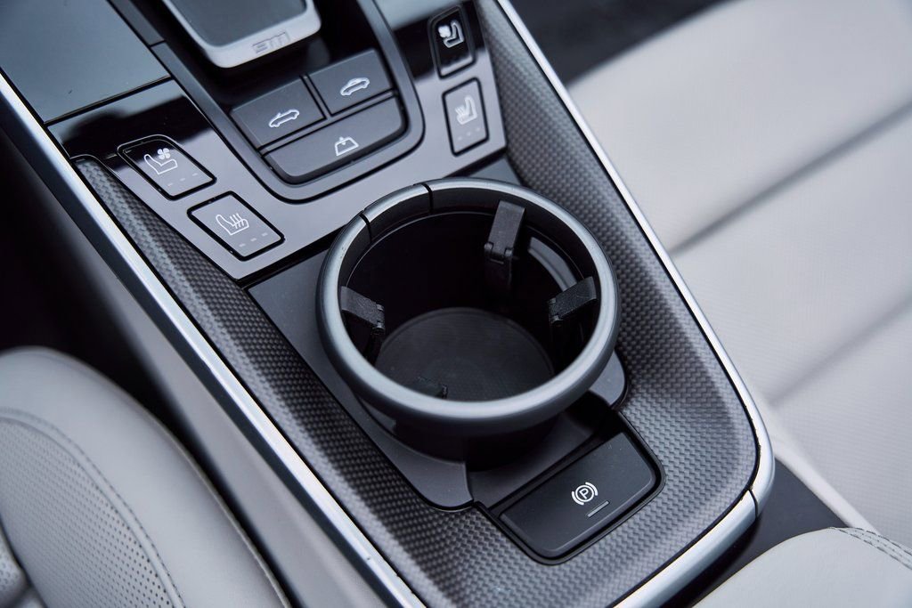 Used 2021 Porsche 911 Turbo S image 61