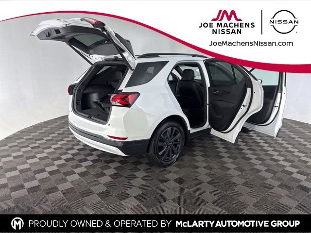 Used 2024 Chevrolet Equinox RS w/ RS Leather Package image 14