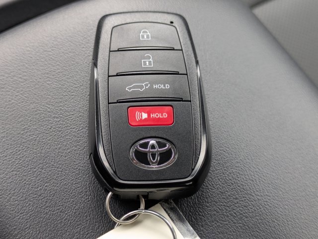 New 2025 Toyota Prius XSE Premium image 30