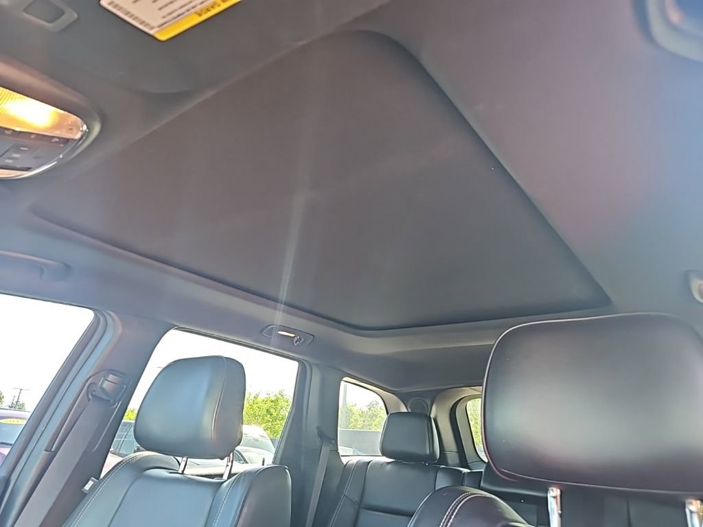 Used 2014 Jeep Grand Cherokee Overland w/ Advanced Technology Group image 16
