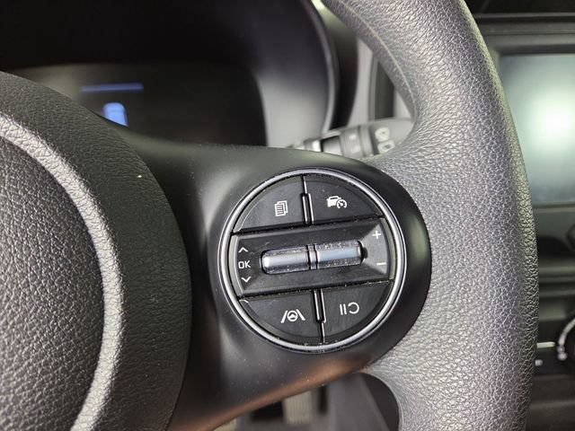 Certified 2025 Kia Soul LX w/ LX Technology Package FWD image 22