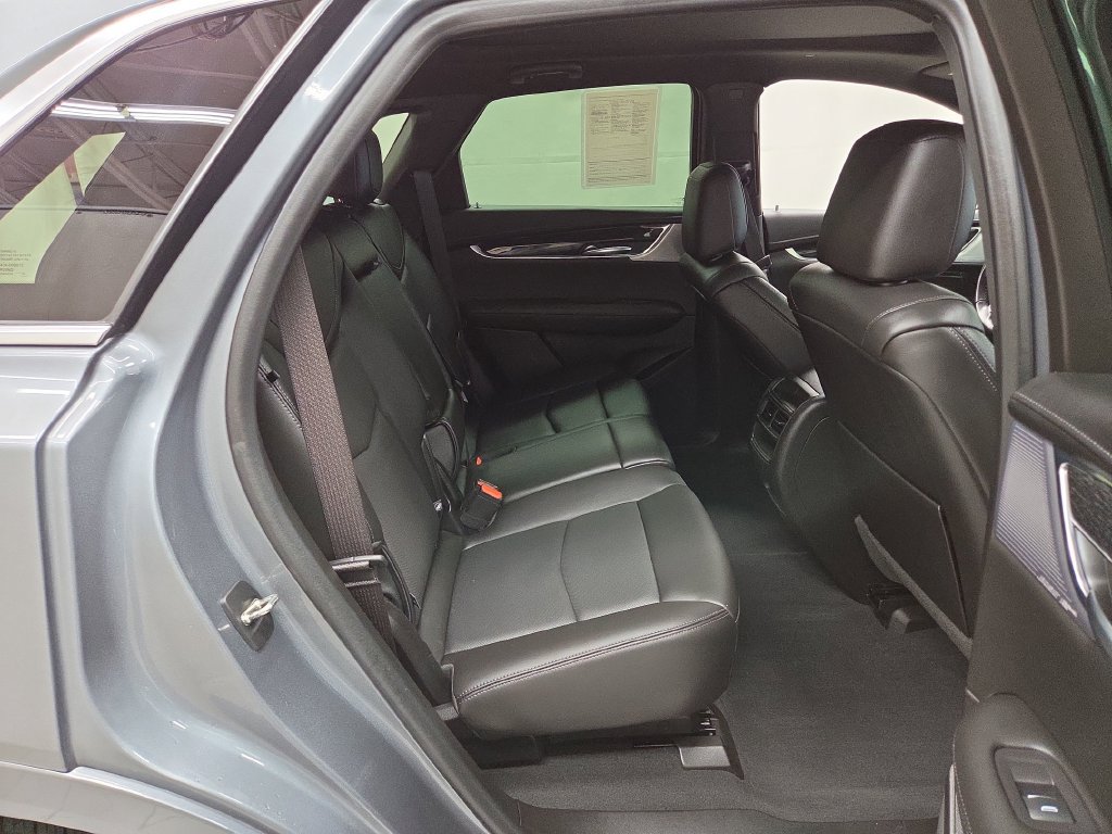 Used 2022 Cadillac XT5 Premium Luxury w/ LPO, Floor Liner Package AWD/4WD image 11