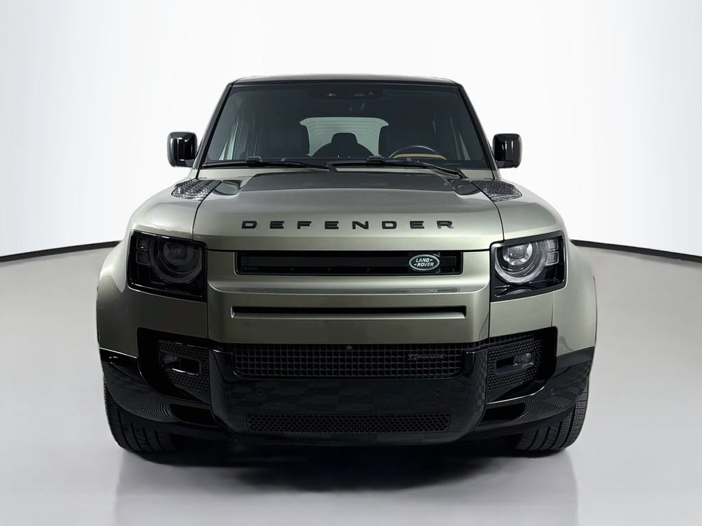 Used 2023 Land Rover Defender 110 X-Dynamic SE AWD/4WD image 2