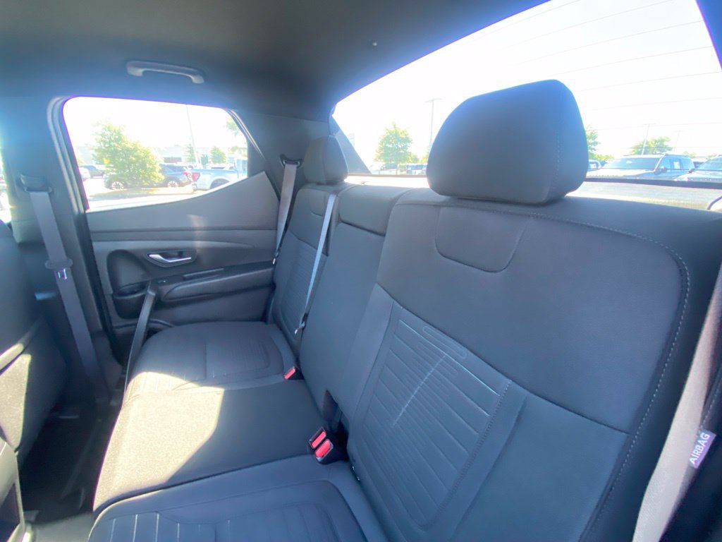 Used 2024 Hyundai Santa Cruz SEL FWD image 25