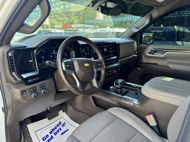 Used 2024 Chevrolet Silverado 1500 LTZ image 15