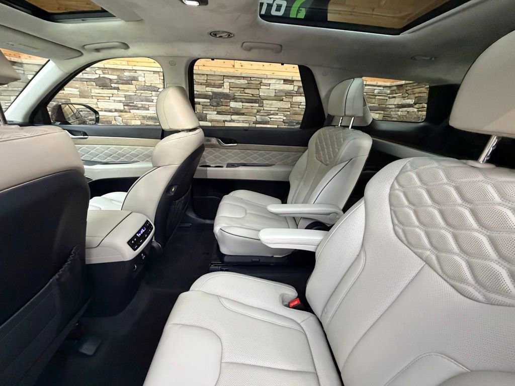 Used 2021 Hyundai Palisade Calligraphy image 28