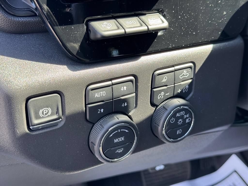 New 2025 Chevrolet Silverado 1500 ZR2 w/ Technology Package AWD/4WD image 14