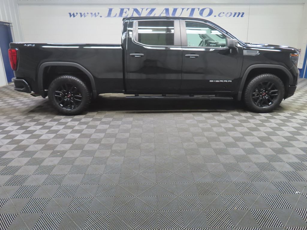 Used 2023 GMC Sierra 1500 Pro w/ Graphite Edition AWD/4WD image 2