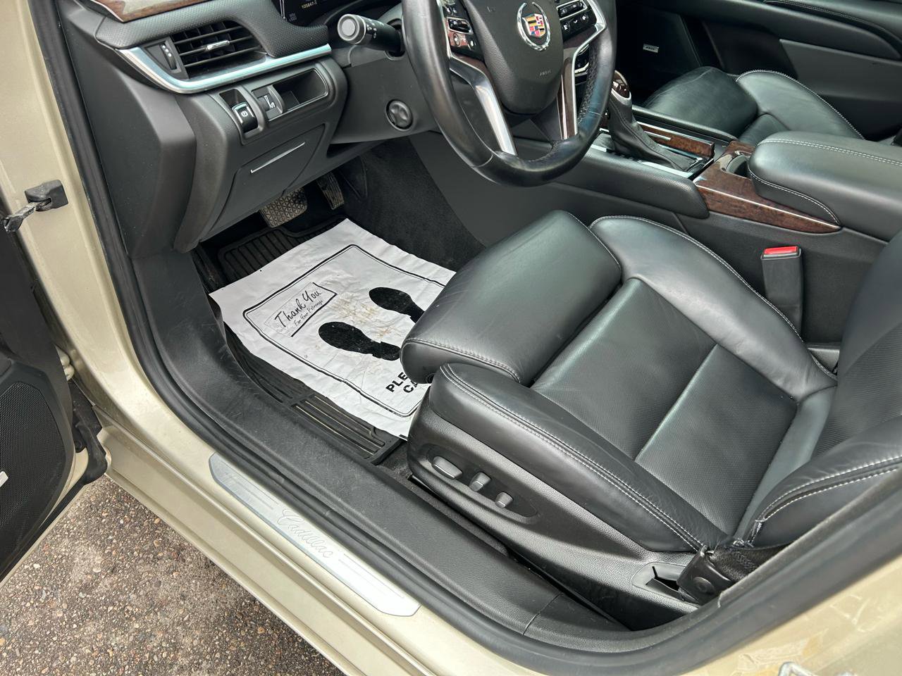 Used 2014 Cadillac XTS Luxury FWD image 10