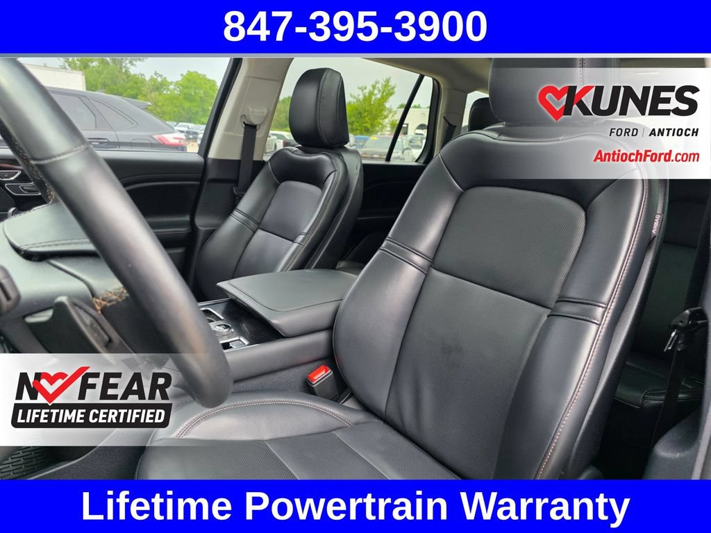 Used 2025 Lincoln Aviator AWD image 25