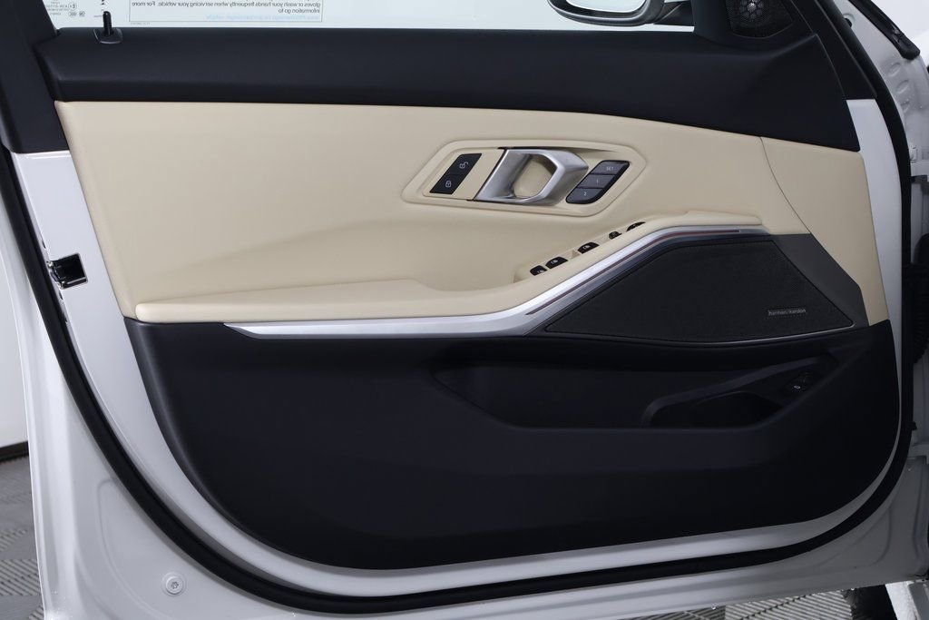 New 2026 BMW 330i Sedan w/ Premium Package image 7