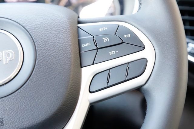 Used 2022 Jeep Cherokee Latitude w/ Sun & Sound Group AWD/4WD image 21