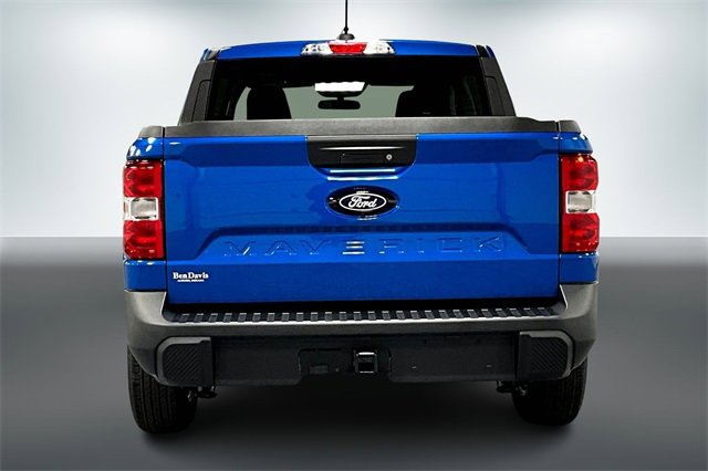 New 2025 Ford Maverick XLT image 4