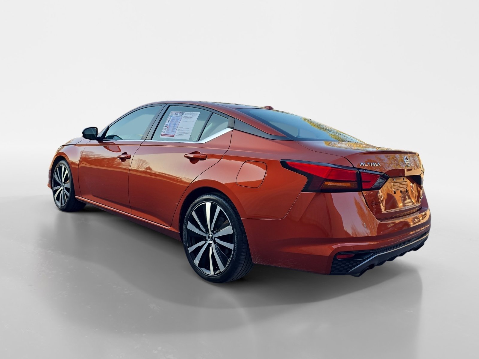 Used 2021 Nissan Altima 2.0 SR image 3