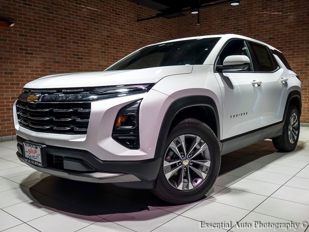 New 2026 Chevrolet Equinox LT w/ Safety and Technology Package FWD image 2