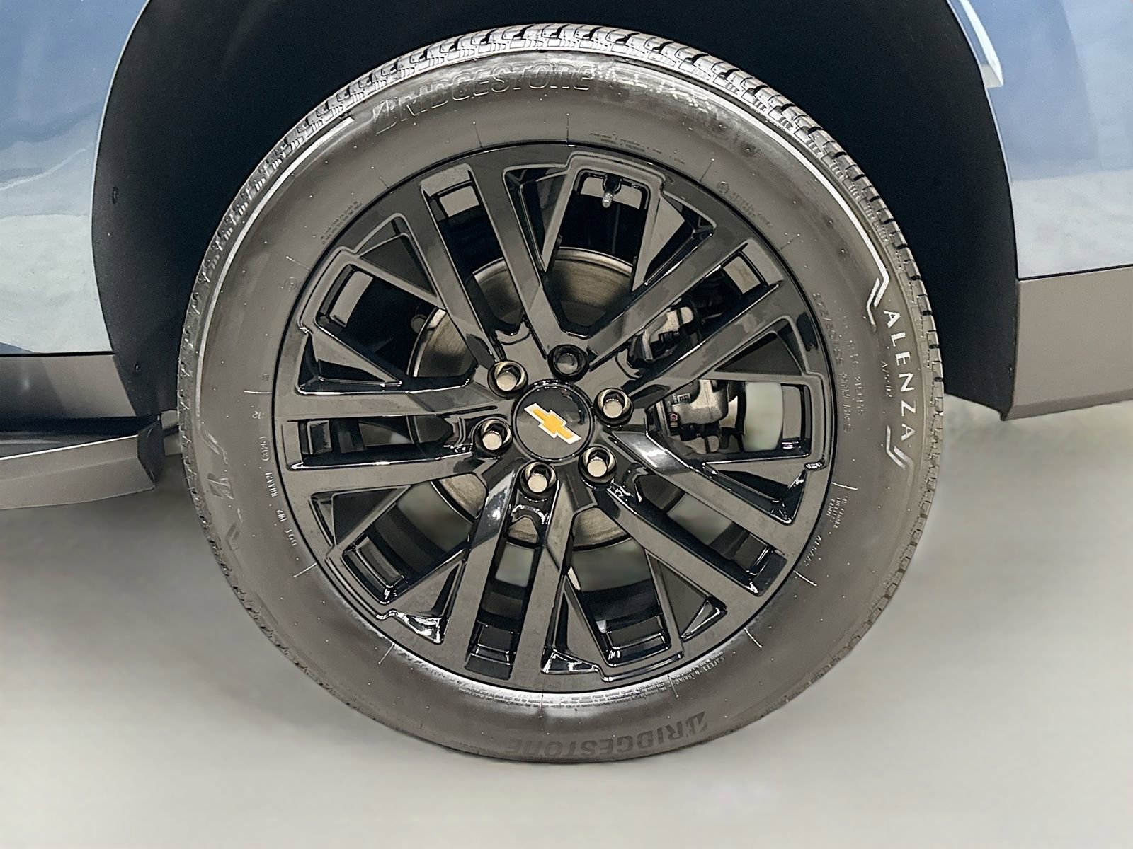 New 2026 Chevrolet Suburban Premier image 40