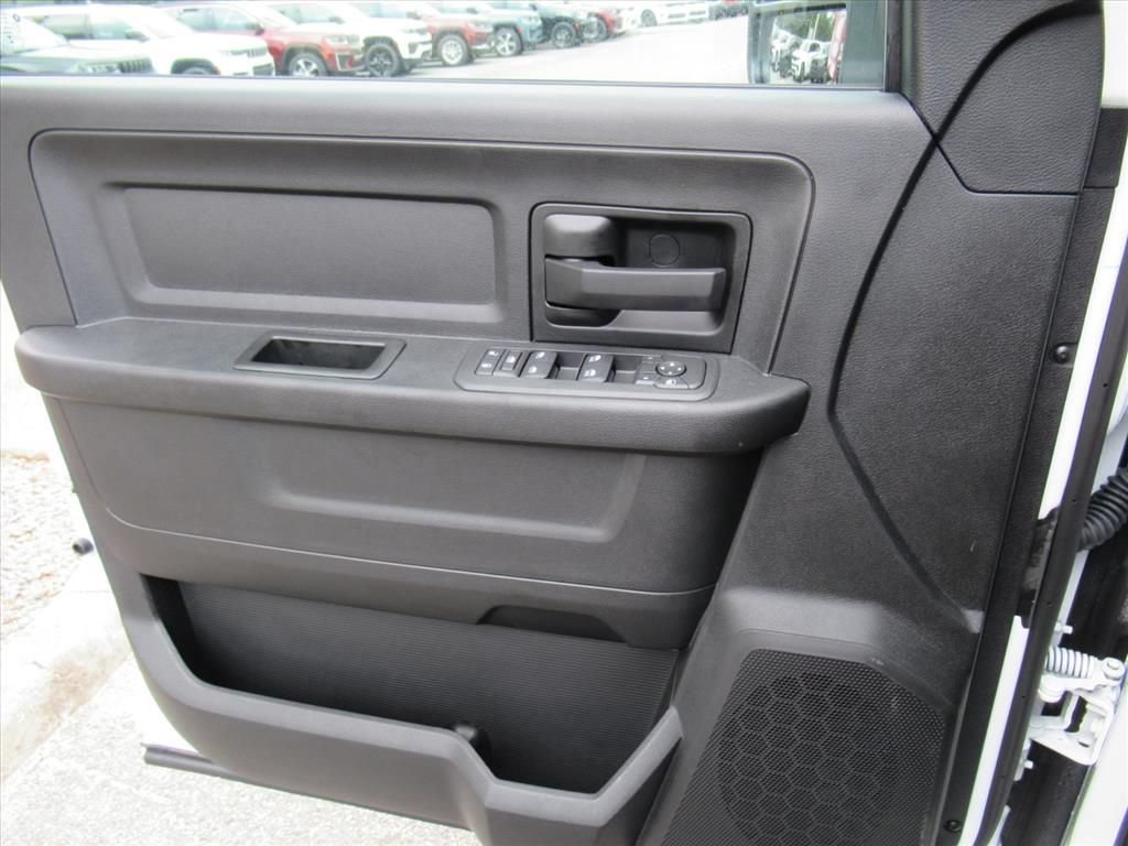 New 2026 RAM 3500 Tradesman AWD/4WD image 18