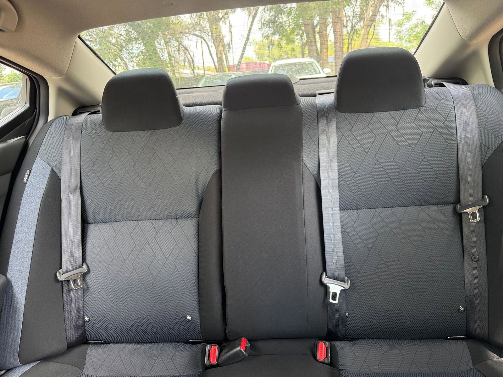 Used 2025 Nissan Versa SV FWD image 35