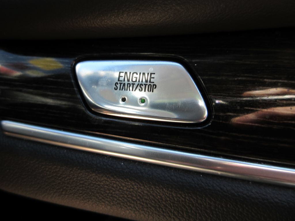 Certified 2020 Buick Enclave Avenir w/ Avenir Technology Package AWD/4WD image 35