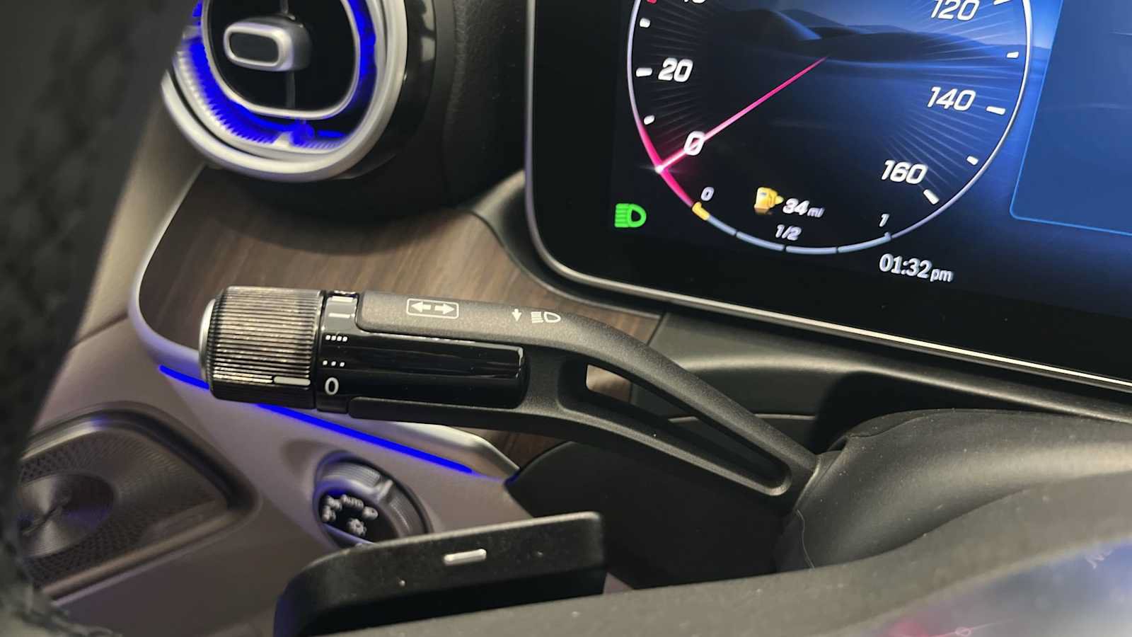New 2026 Mercedes-Benz C 300 4MATIC Sedan image 40