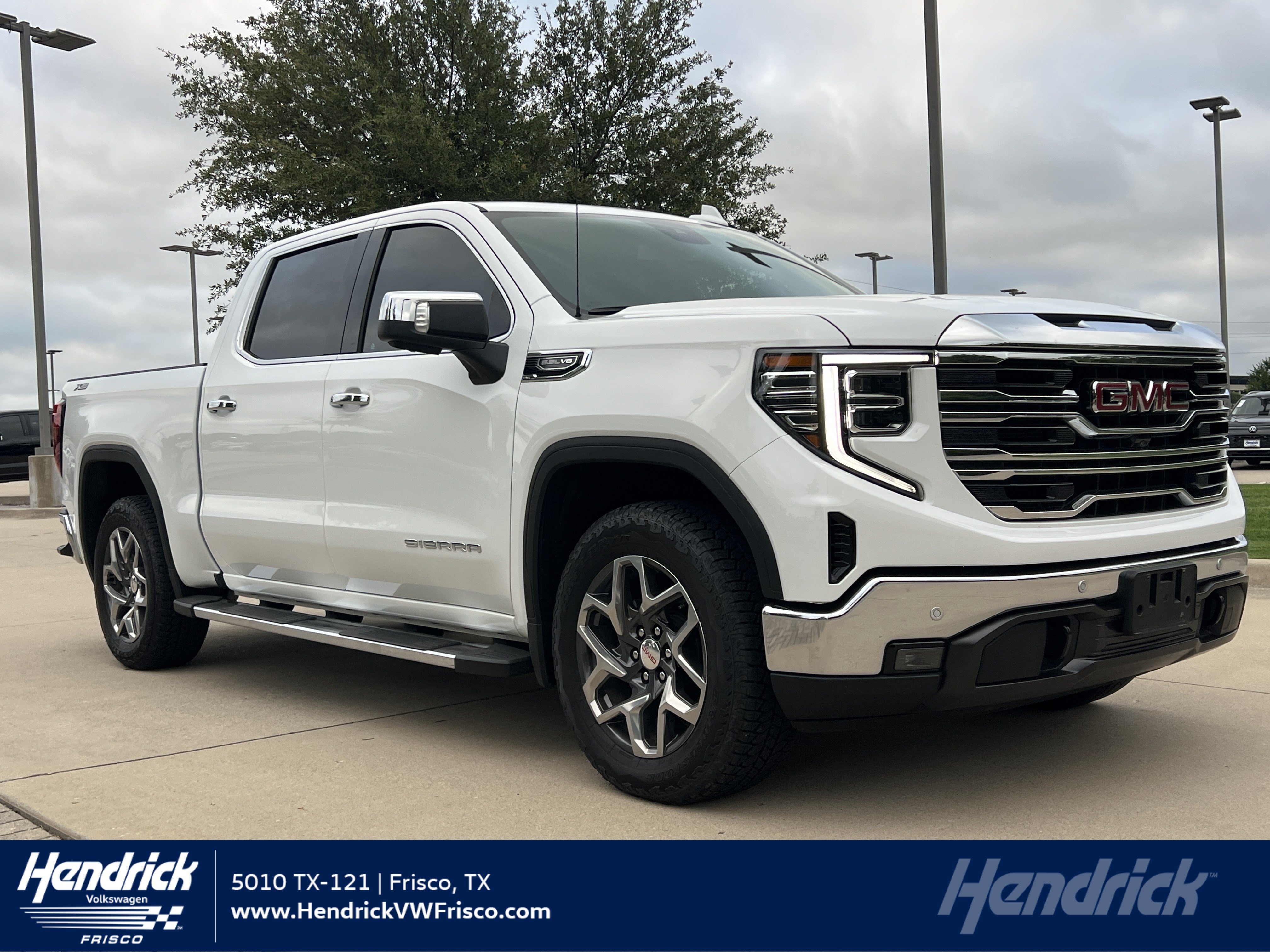 Used 2024 GMC Sierra 1500 SLT w/ SLT Premium Plus Package AWD/4WD image 1