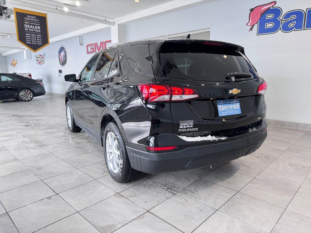 Certified 2023 Chevrolet Equinox LS w/ LS Convenience Package image 9