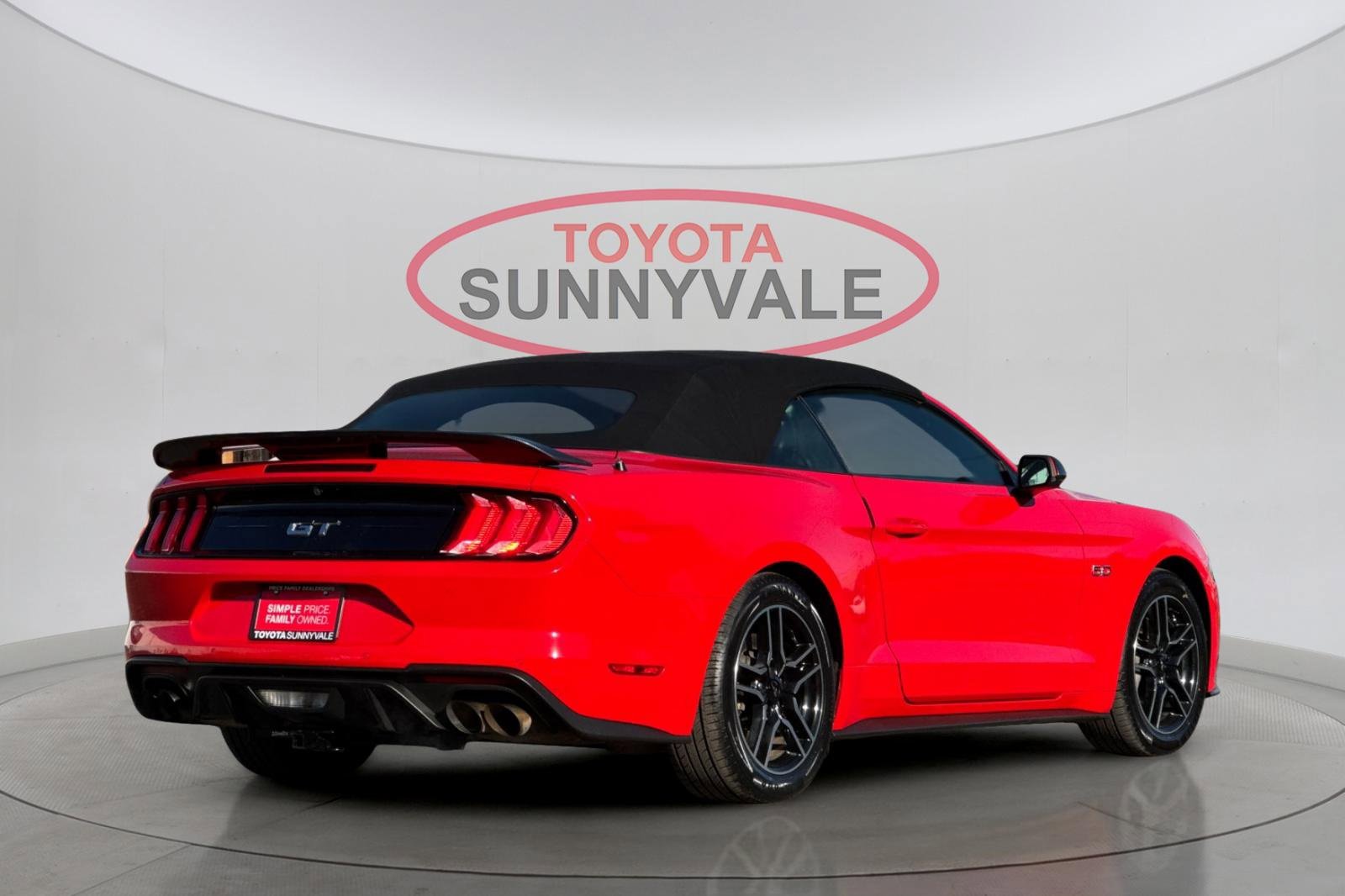 Used 2020 Ford Mustang GT Premium w/ Equipment Group 401A image 3