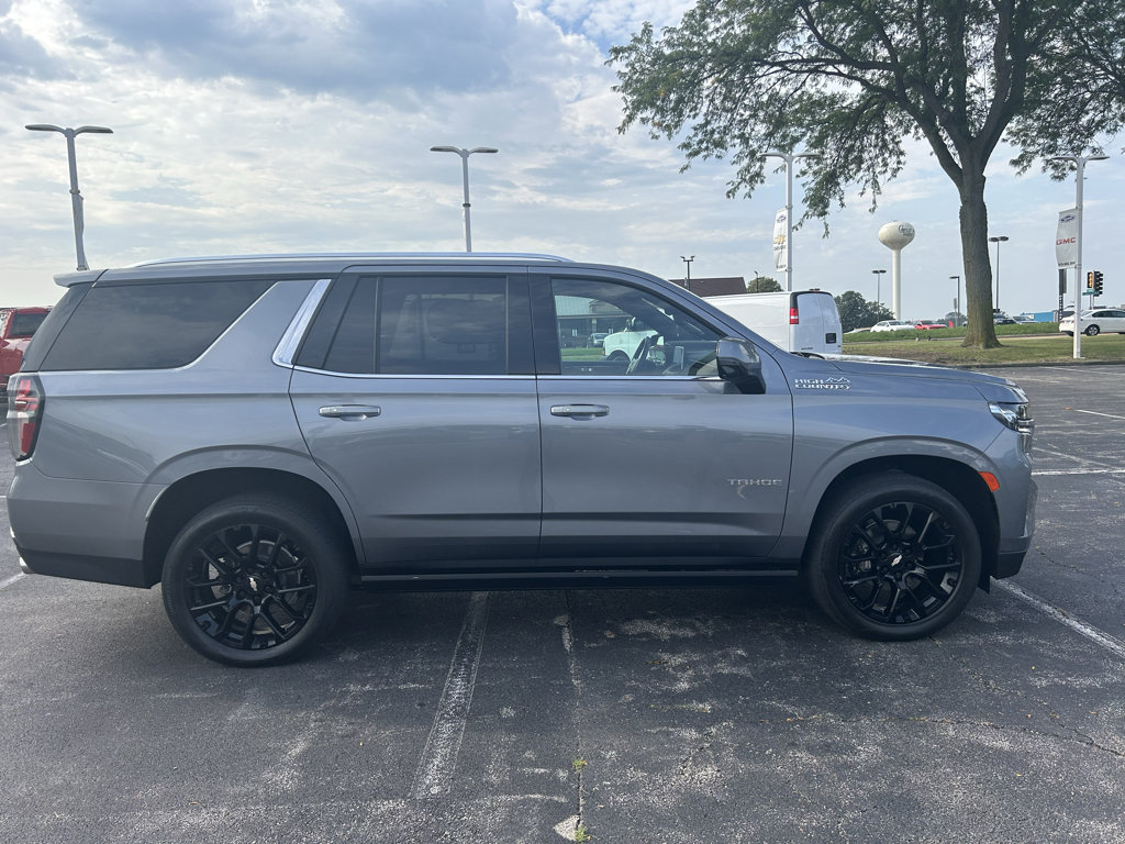 Used 2022 Chevrolet Tahoe High Country AWD/4WD image 4