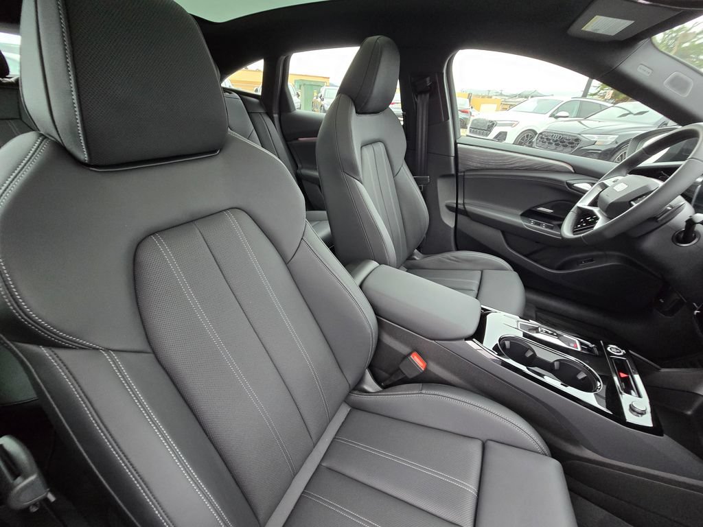 New 2027 Audi A6 e-tron Prestige AWD/4WD image 10