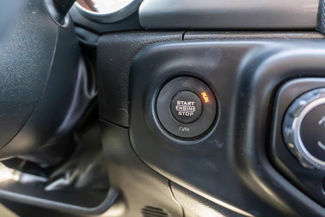 Used 2023 Jeep Wrangler Unlimited Sahara w/ Cold Weather Group AWD/4WD image 23
