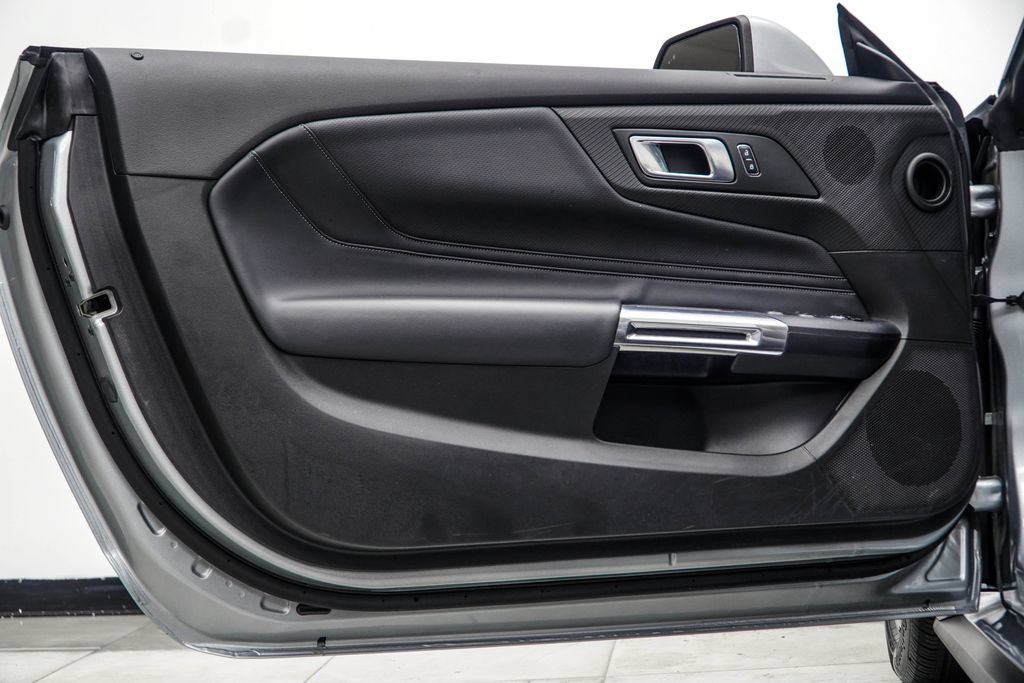 Used 2025 Ford Mustang Premium RWD image 35