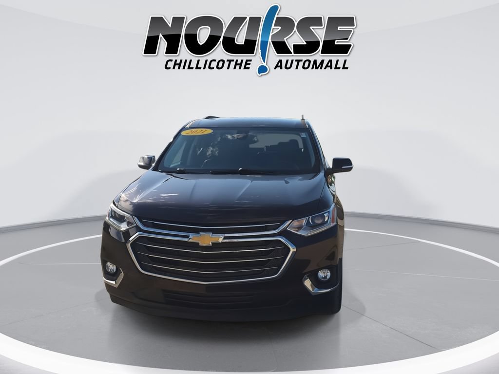 Used 2021 Chevrolet Traverse LT FWD image 3