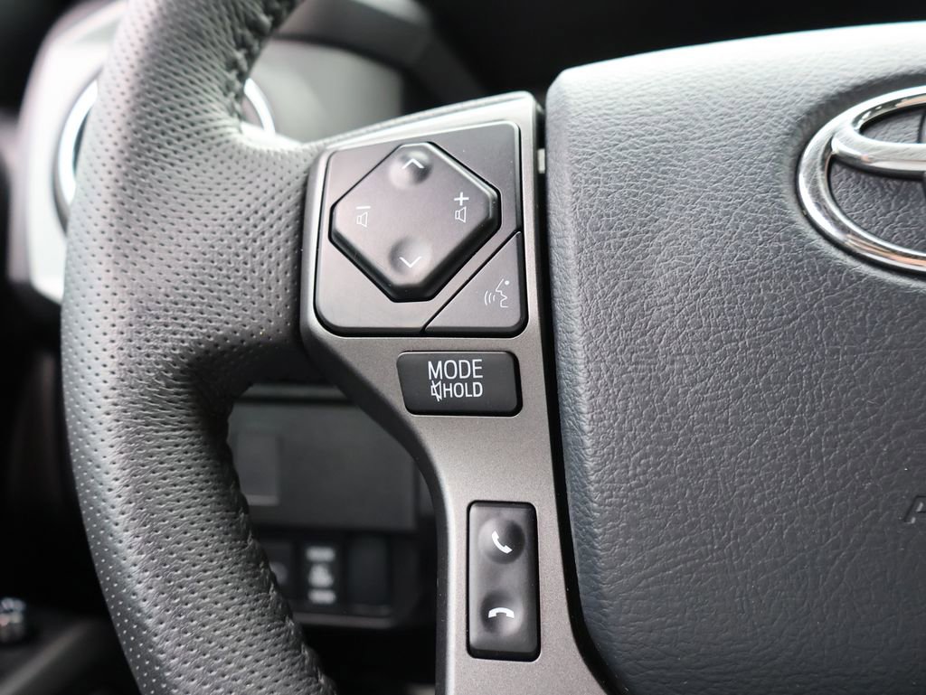 Used 2023 Toyota Tacoma TRD Off-Road image 25