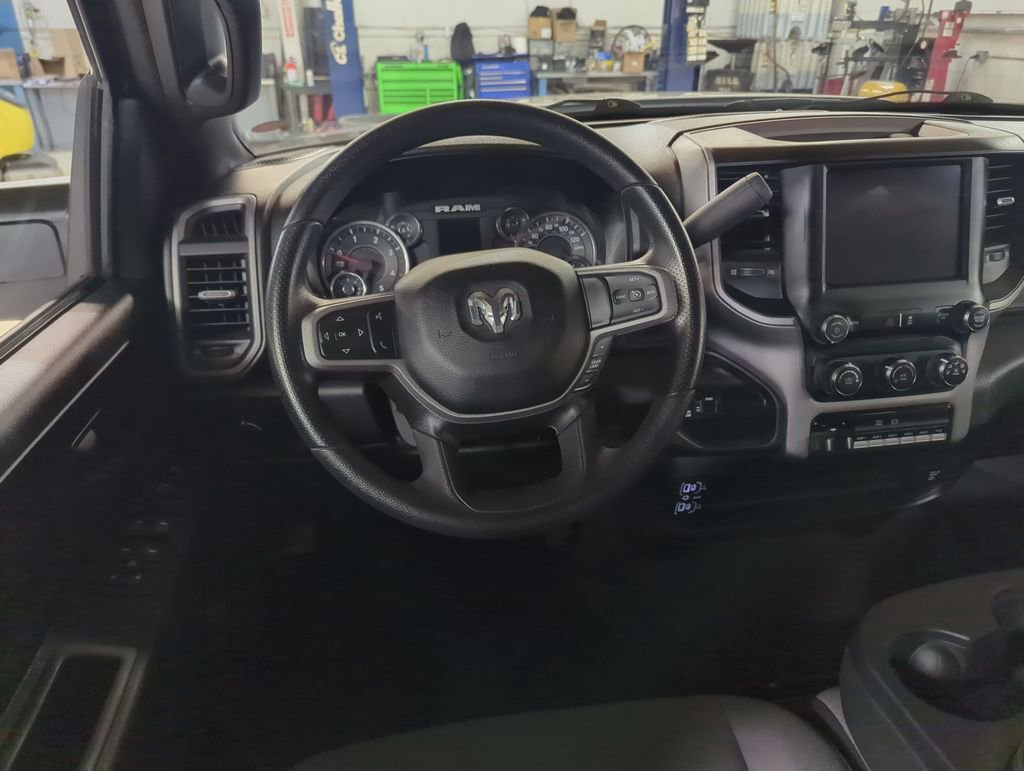 Used 2024 RAM 5500 Tradesman w/ Chrome Appearance Group image 10