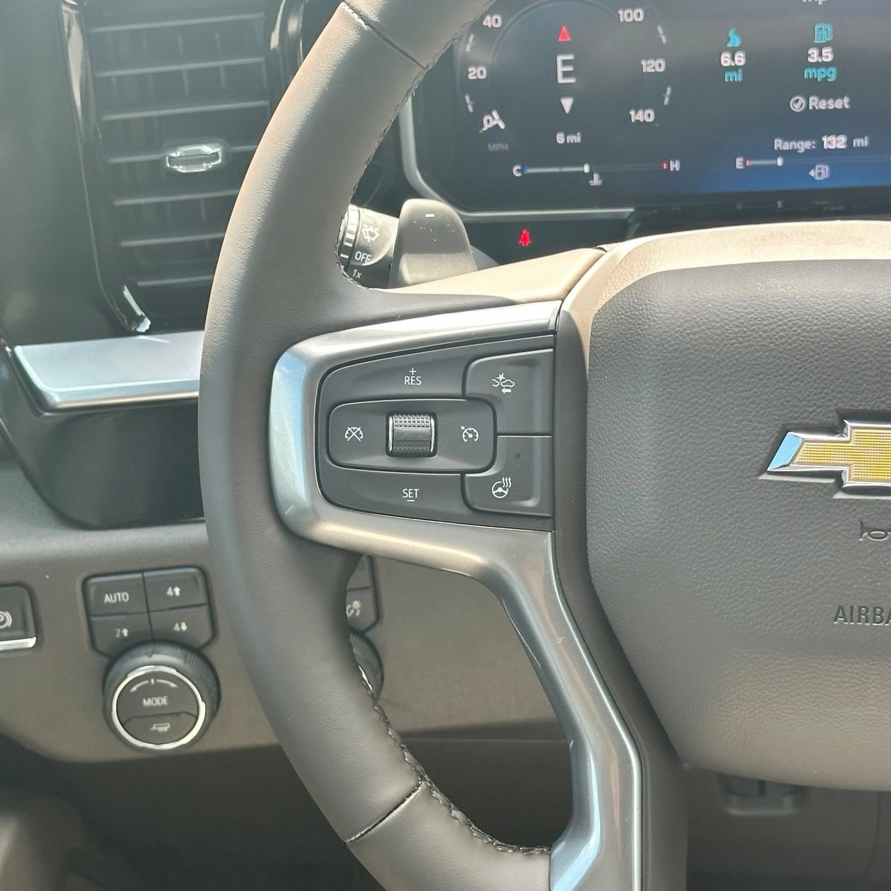New 2026 Chevrolet Silverado 1500 LT w/ Texas Edition Plus AWD/4WD image 17
