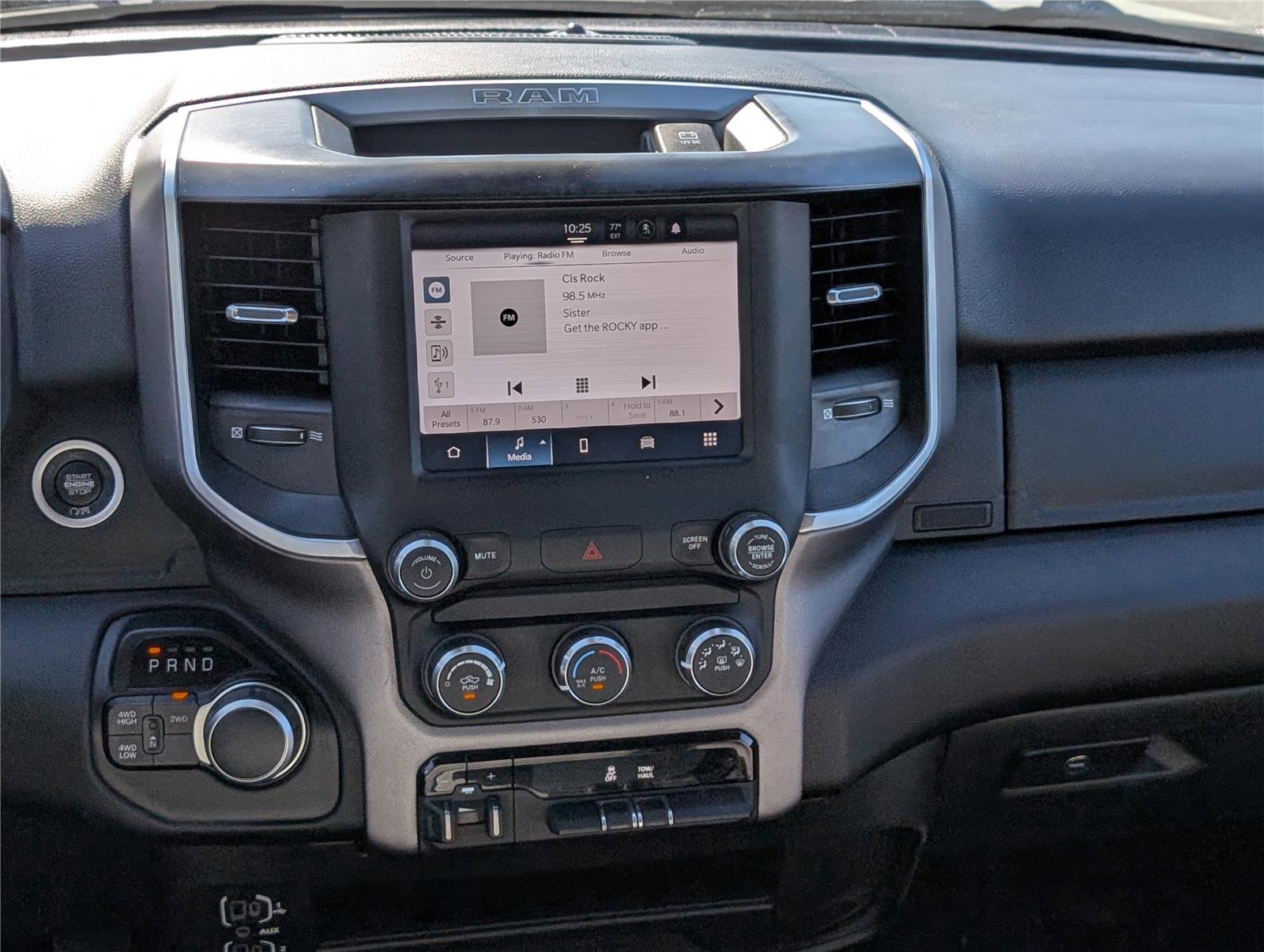 Used 2023 RAM 2500 Big Horn w/ Level 1 Equipment Group image 17