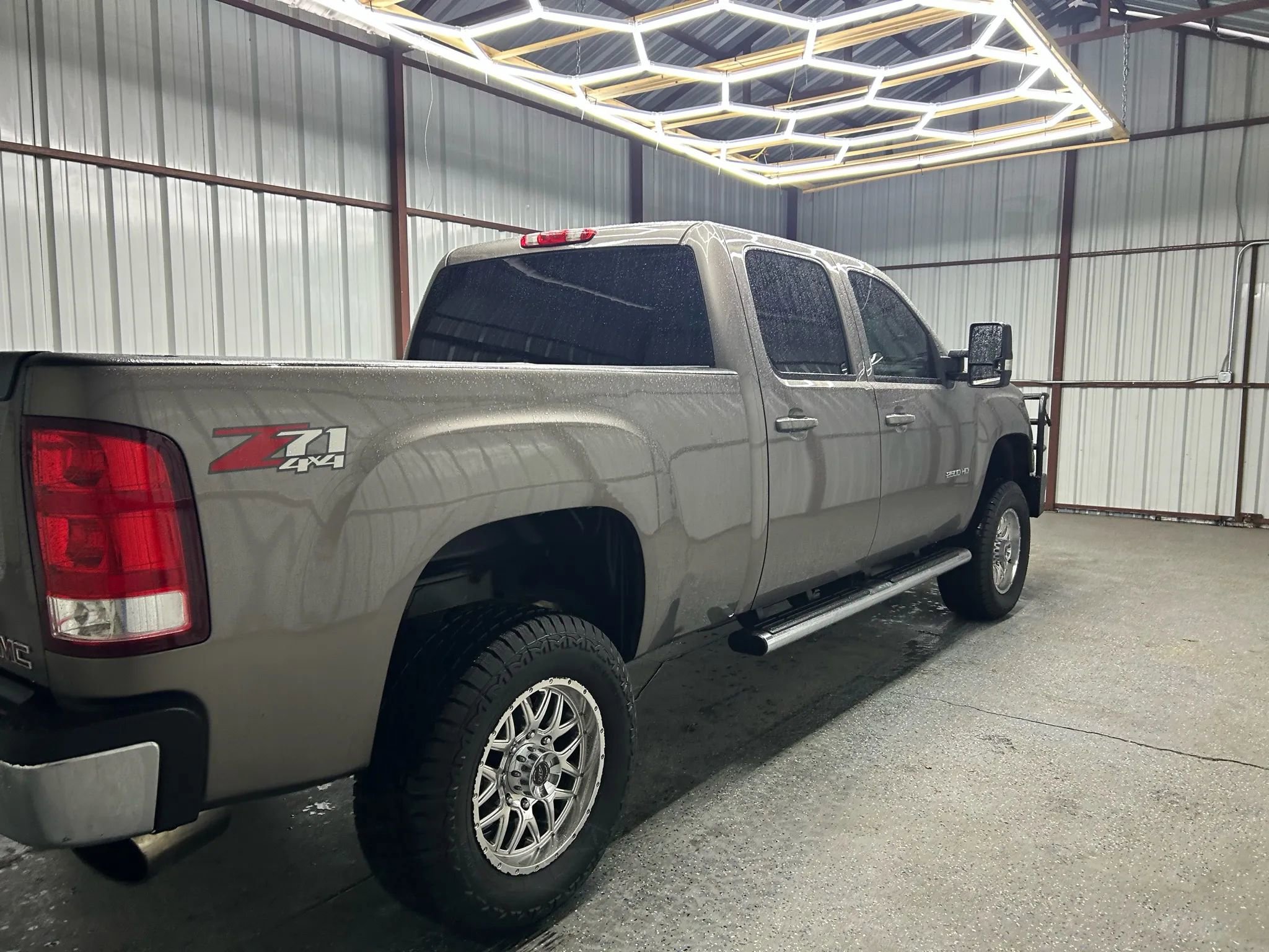 Used 2012 GMC Sierra 2500 SLT w/ SLT Convenience Package image 5
