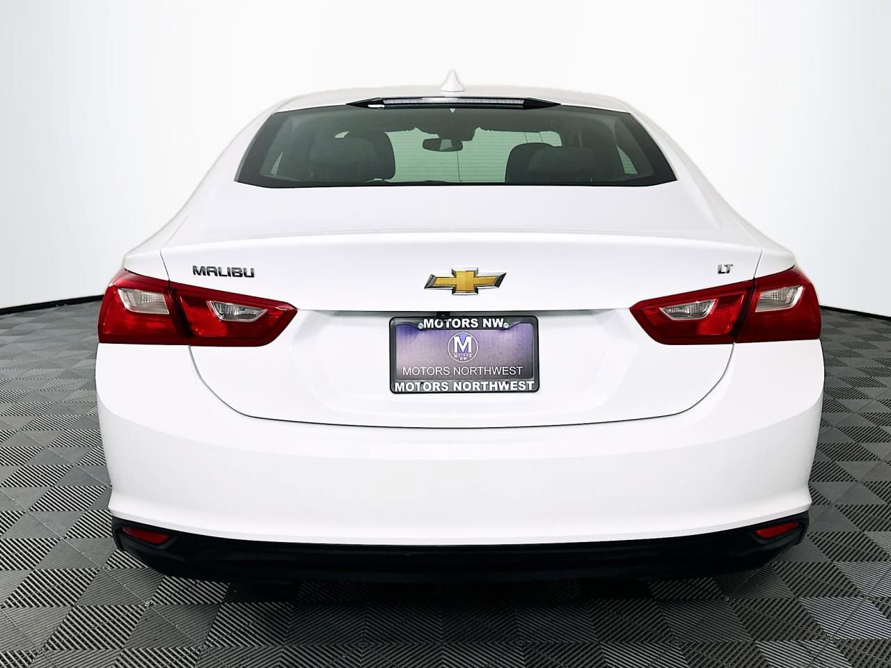 Used 2023 Chevrolet Malibu LT image 10