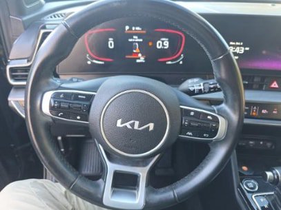Used 2023 Kia Sportage X-Line w/ X-Line Premium Package AWD/4WD image 13
