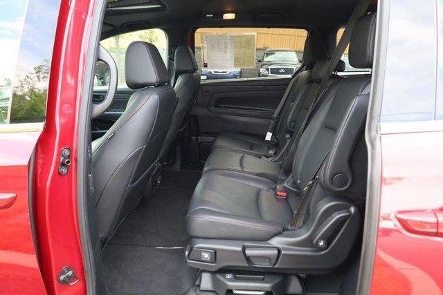 Used 2025 Honda Odyssey Sport-L image 23
