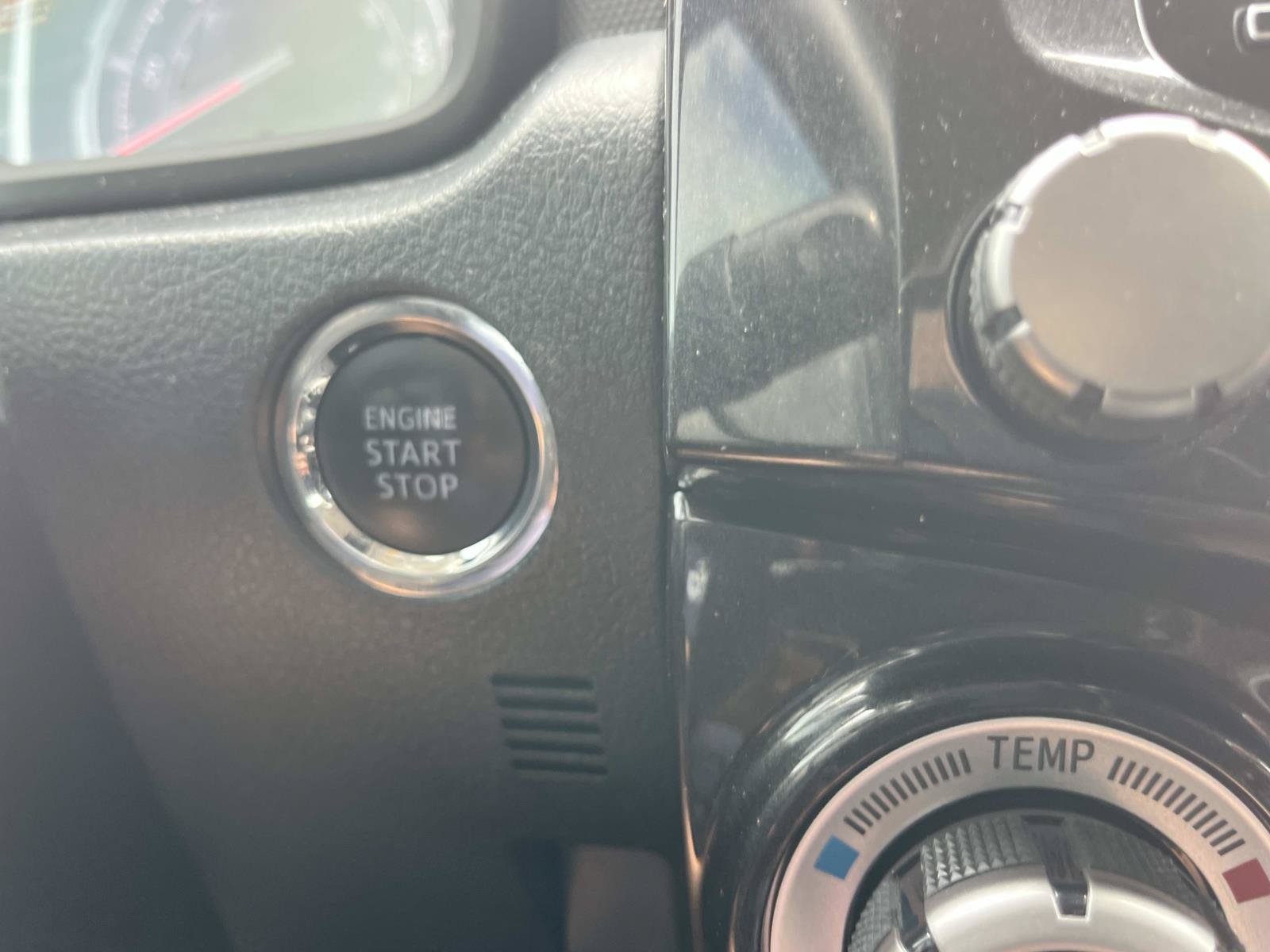 Used 2020 Toyota 4Runner Nightshade AWD/4WD image 37