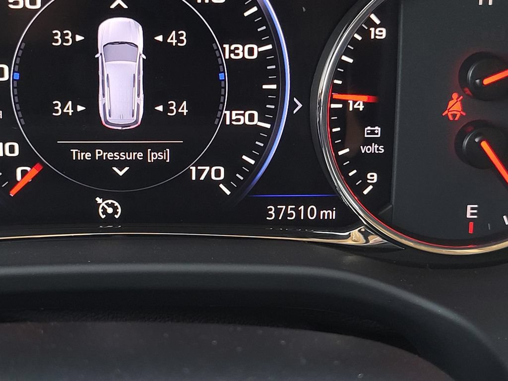 Used 2023 GMC Acadia Denali w/ Trailering Package FWD image 23