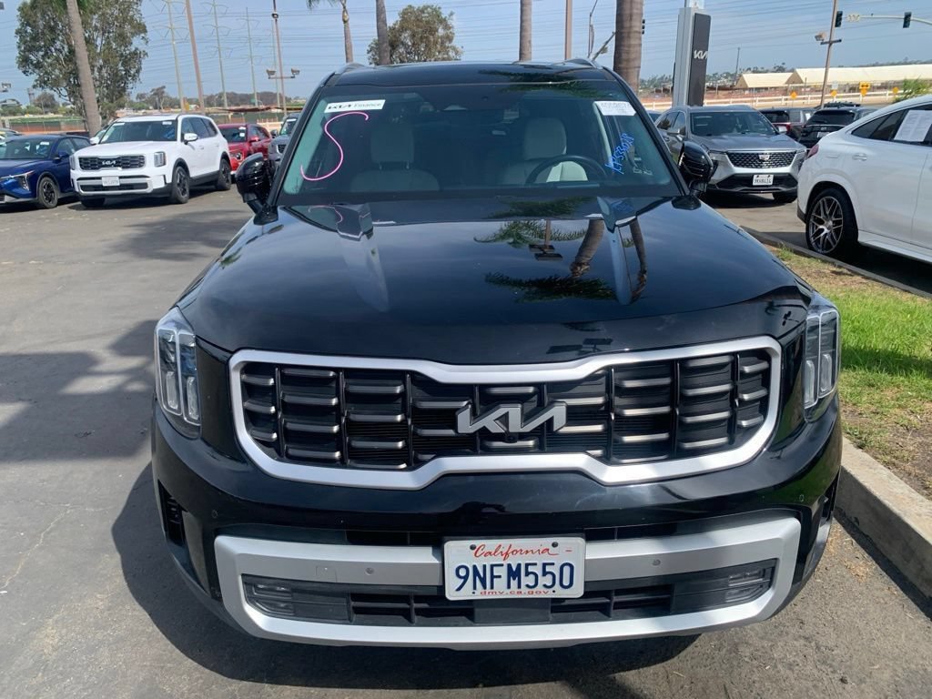 Certified 2024 Kia Telluride SX Prestige AWD/4WD image 3