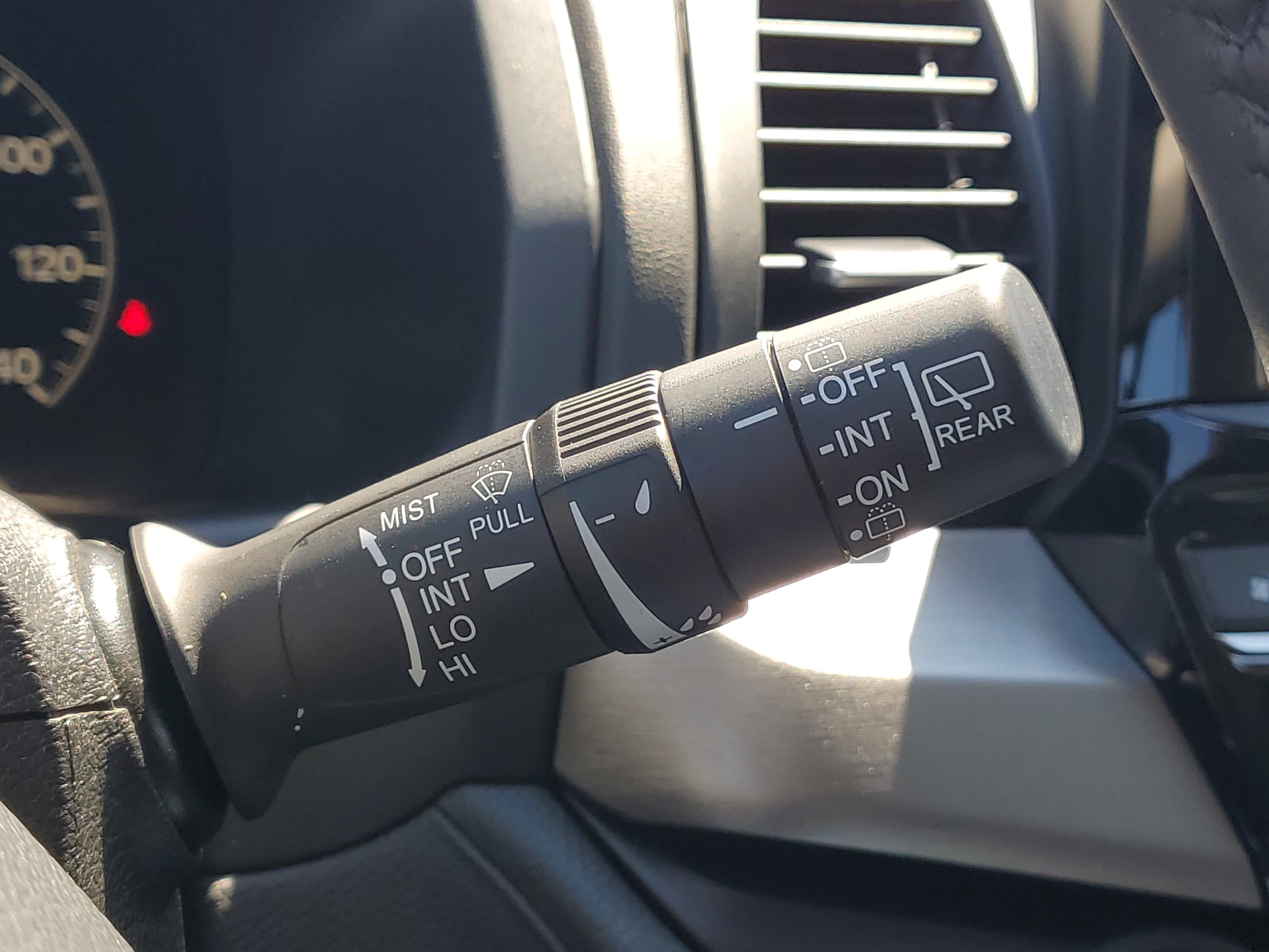 Certified 2025 Honda Odyssey EX-L image 25
