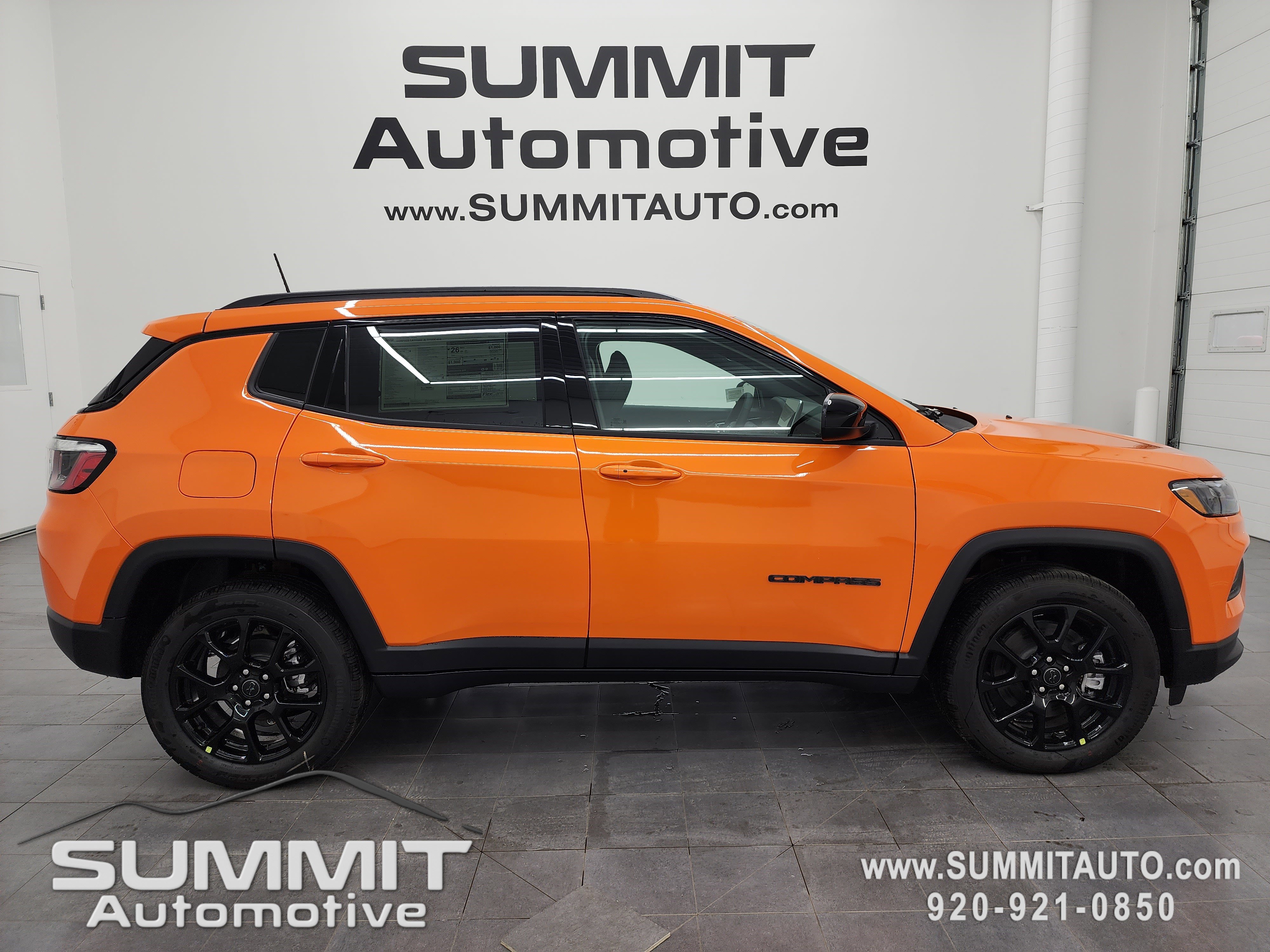 New 2026 Jeep Compass Latitude image 1