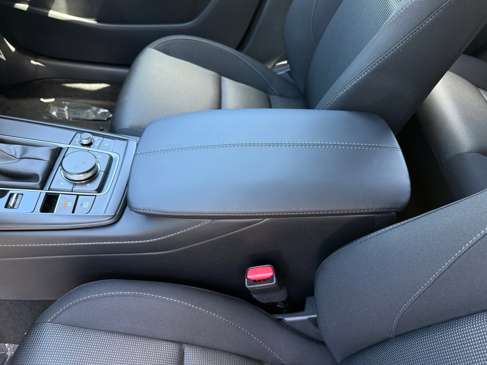 New 2026 MAZDA CX-30 AWD 2.5 S image 14