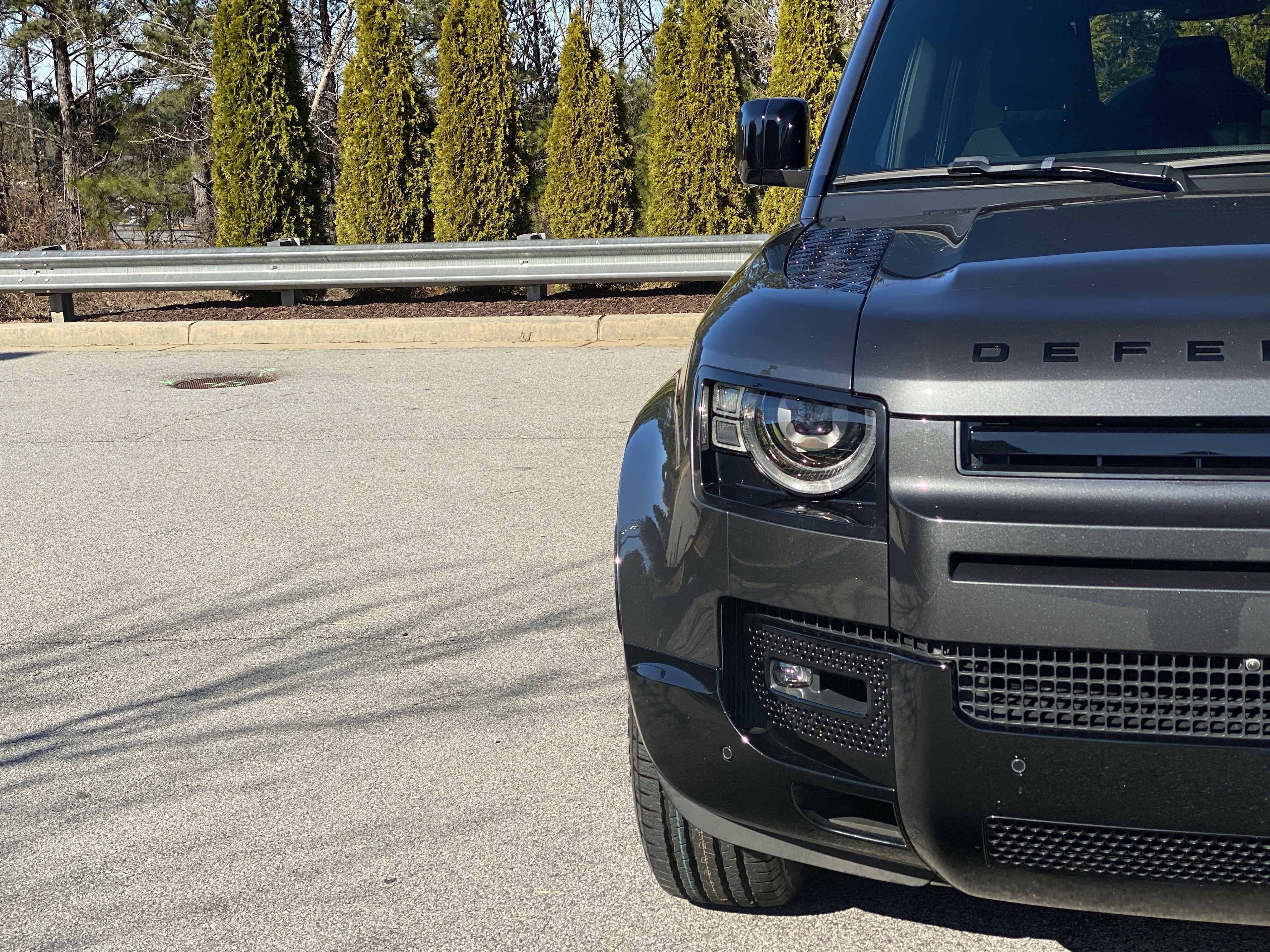 Used 2023 Land Rover Defender 130 X-Dynamic SE image 17